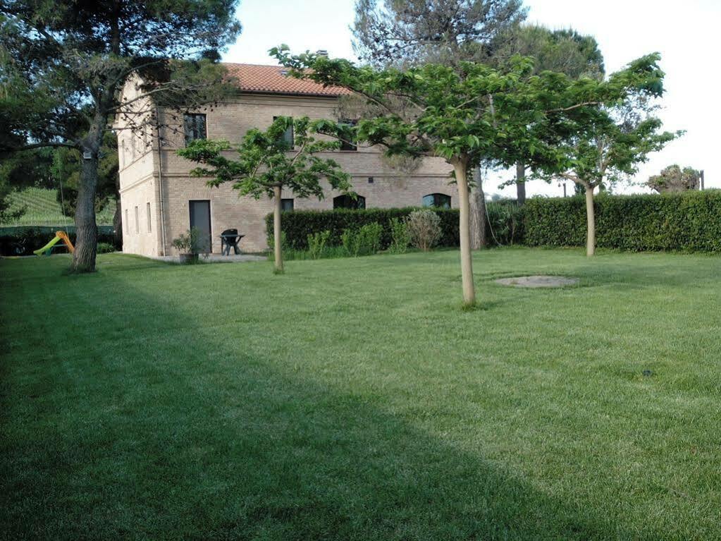Agriturismo La Fonte Di San Girio Guest House Potenza Picena Bagian luar foto